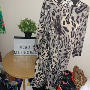 Effortless Style • animal print slip on pullover dress sheath gray career medium